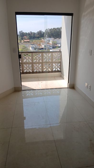 Apartamento - Venda - Jardim Três Colinas - Franca - SP