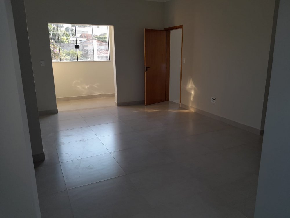 Apartamento - Venda - Jardim Aeroporto II - Franca - SP