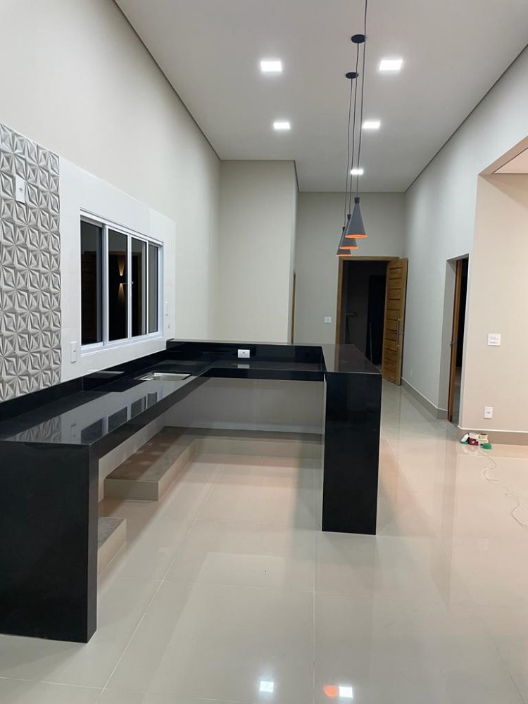 Casa - Venda - Residencial Irineu Zanetti - Franca - SP