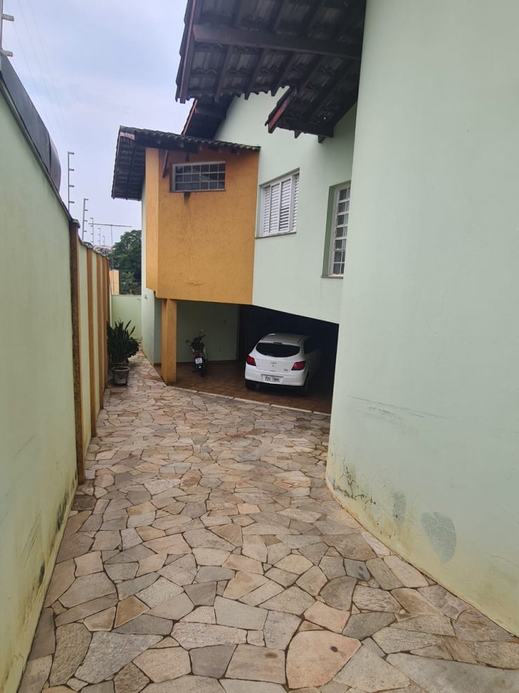 Casa - Venda - Centro - Franca - SP