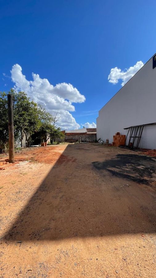Terreno - Venda - Prolongamento Vila Aparecida II - Franca - SP