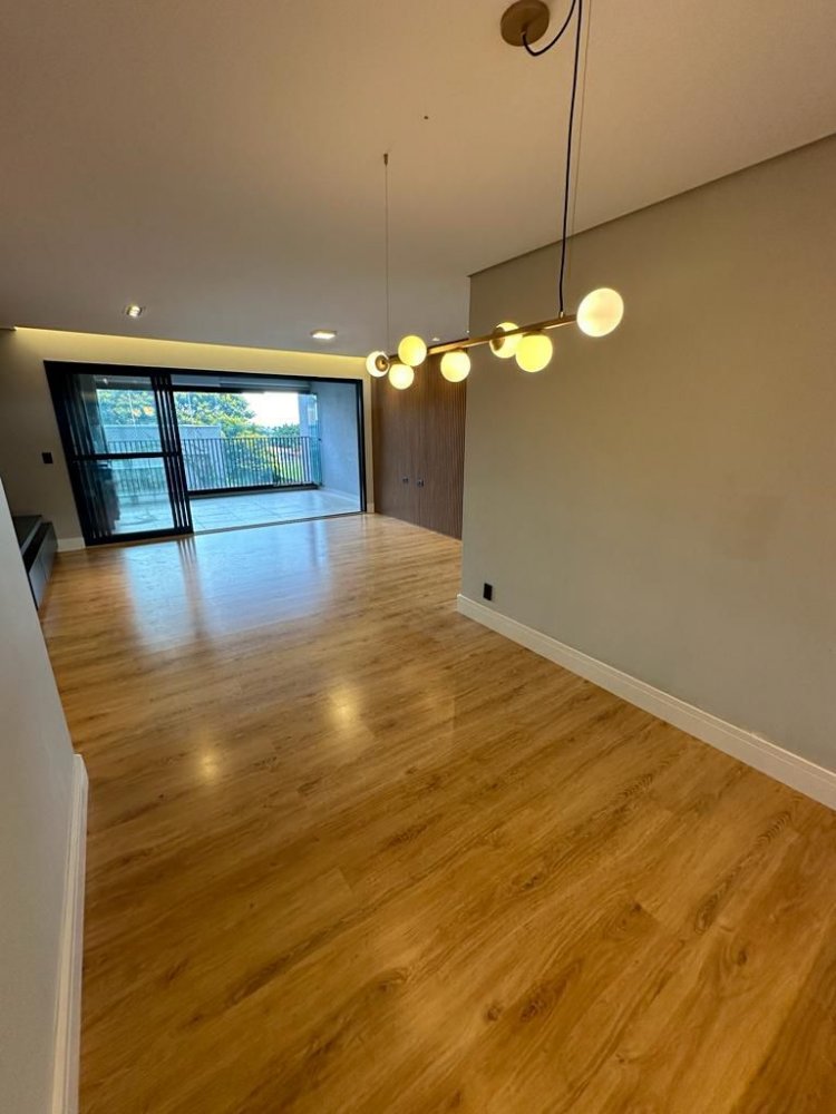 Apartamento Alto Padro - Venda - Ncleo Agrcola Alpha - Franca - SP