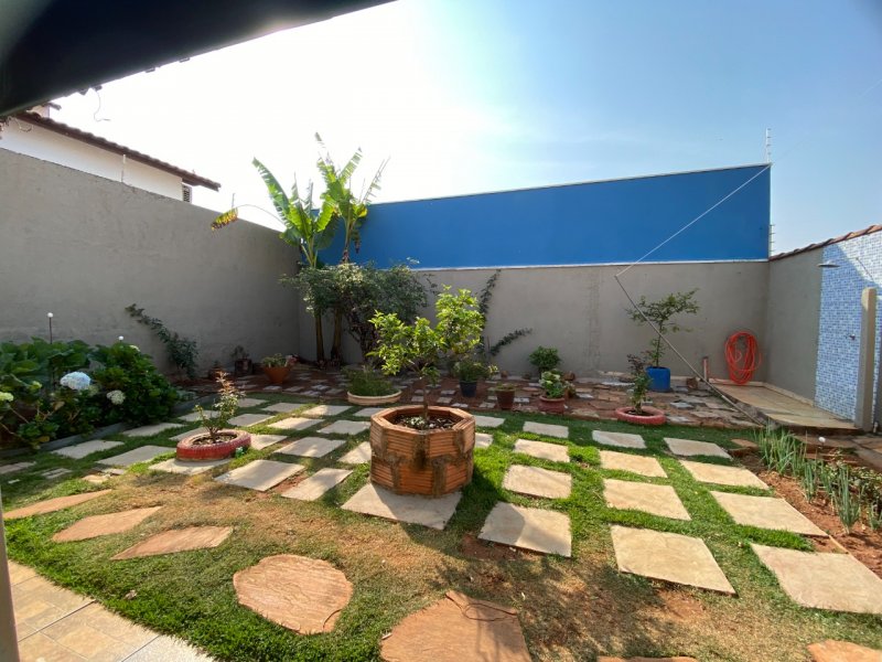 Casa - Venda - Prolongamento Jardim Flrida - Franca - SP