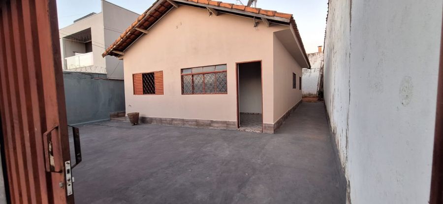 Casa - Venda - Jardim Luiza - Franca - SP